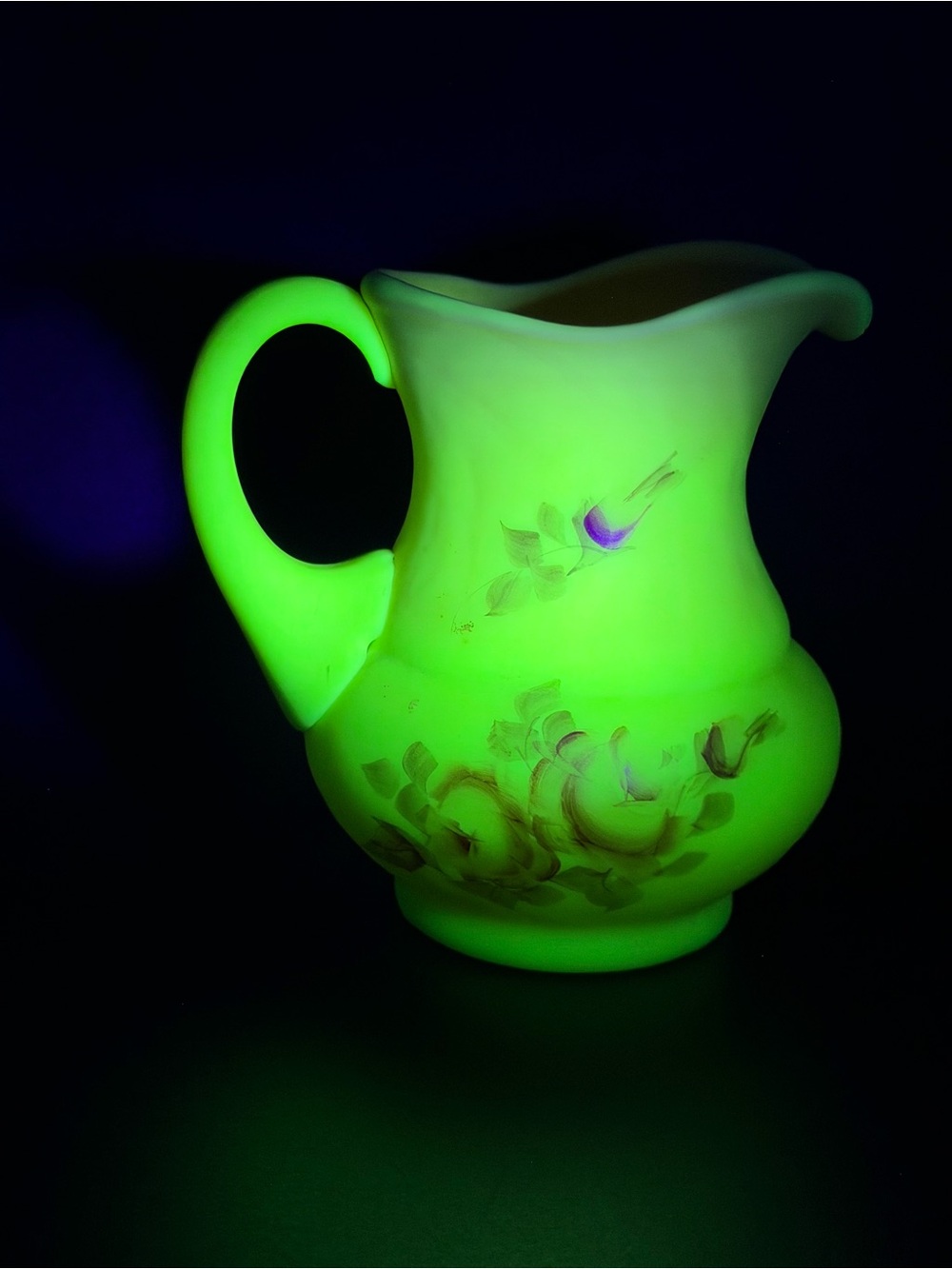 vintage Fenton Burmese hand painted custard glass